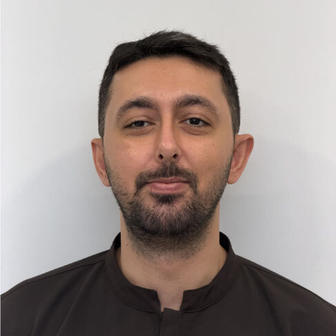 Dr. Emre Demirkaya